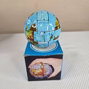 Vintage Magic Globe Puzzle Spatial Logical Game 3D Rotating Sphere 12-Piece Map